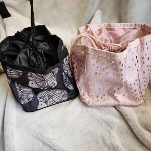 Thirty One Bags - Cinch-Up Bin (Pink with Gold Dots)